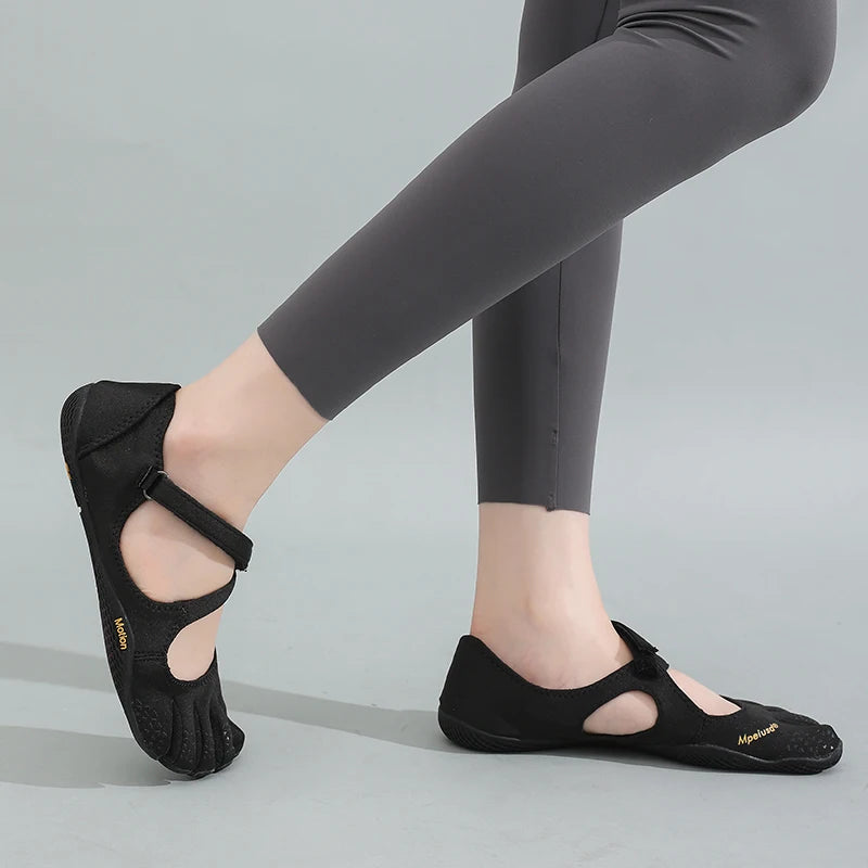 Women's Five Toe Shoes with Loop Strap - Barefoot Minimalist Flats for Hiking, Yoga, Gym Quick-Dry Water & Everyday Casual Wear
