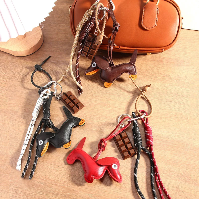 Vintage PU Leather Dachshund Puppy Braided Rope Pendant Keyring Fashion Chocolate Keychain Women Bag Charms Key Holder Gifts