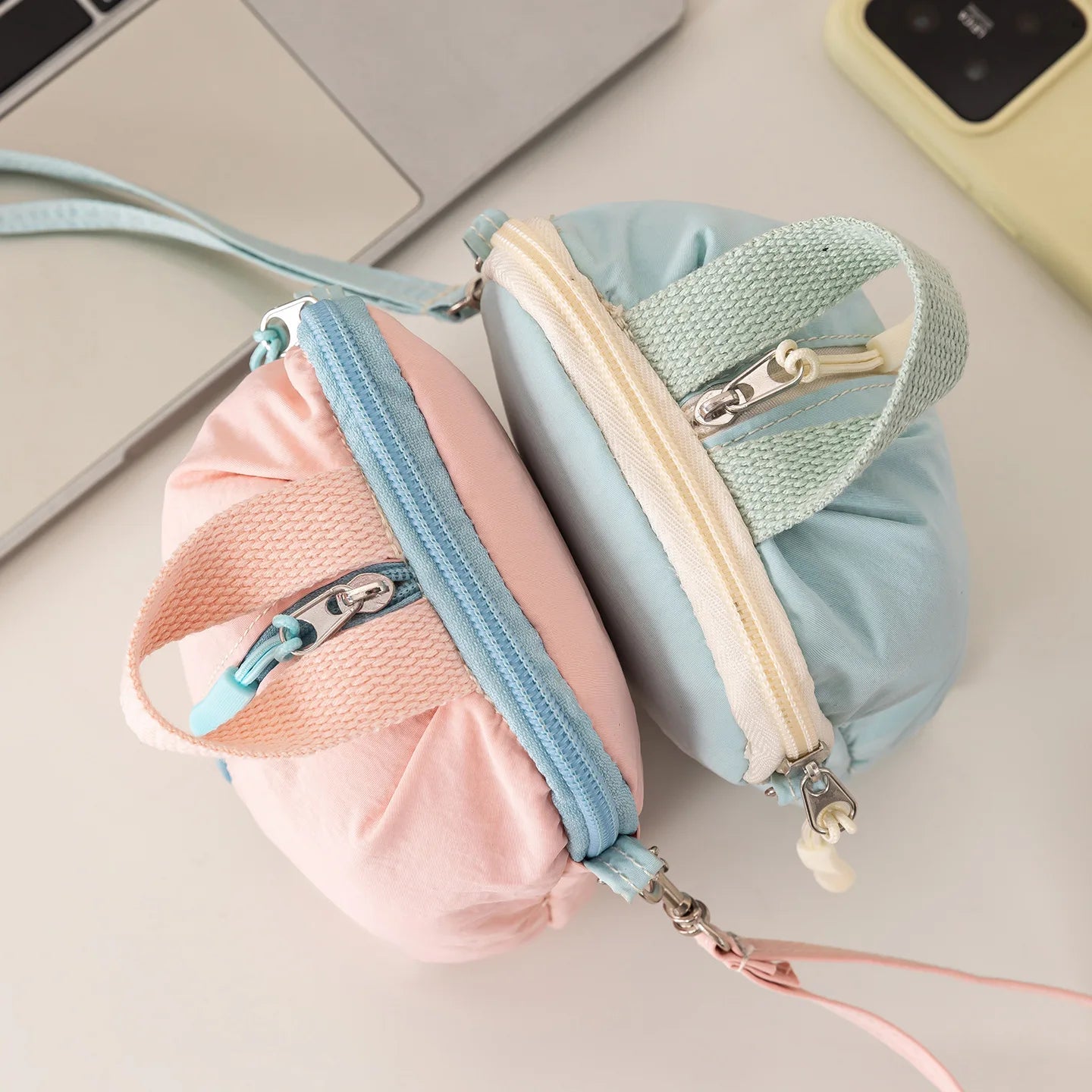 Portable Small Sanitary Pad Storage Bag Macaron Travel Toiletry Cosmetic Case Makeup Organizer Versatile