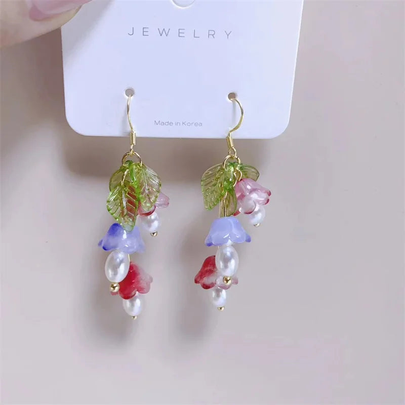 2025 New Sweet Temperament Small Fresh Bamboo White Lily Of The Valley Flower Earrings Elegant And Gentle Asymmetric  Earrings