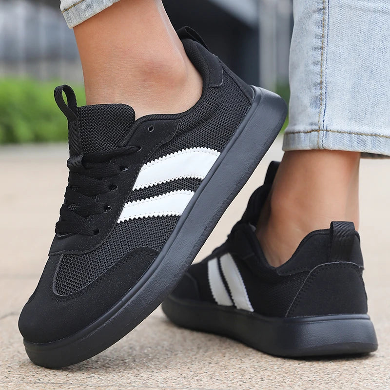 Women's Wide Foot Sports Shoes, German Training Shoes Trendy Shoes Minimalist Retro Fashion Breathable Mesh Casual Walking Shoes