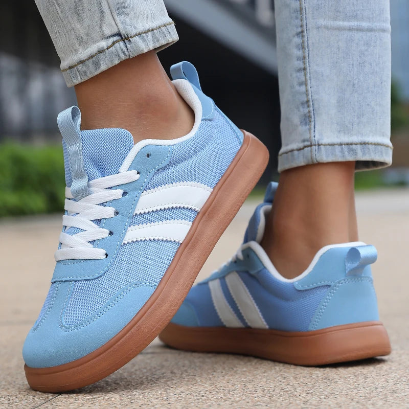 Women's Wide Foot Sports Shoes, German Training Shoes Trendy Shoes Minimalist Retro Fashion Breathable Mesh Casual Walking Shoes