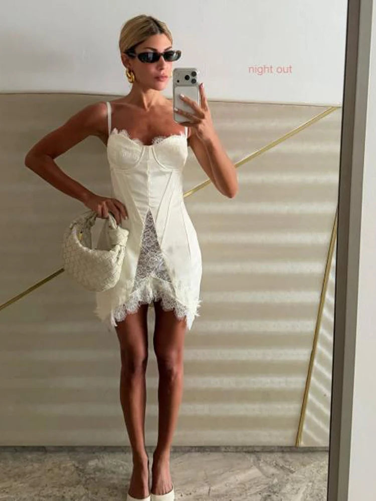 Women's White Lace Trim Corset Mini Dress Sexy Sweetheart Neck Spaghetti Strap Slit Hem 2026 Summer Leisure Nightclub Party Wear