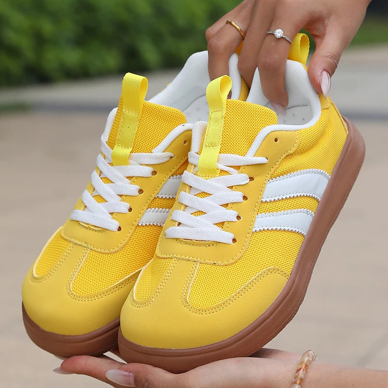 Women's Wide Foot Sports Shoes, German Training Shoes Trendy Shoes Minimalist Retro Fashion Breathable Mesh Casual Walking Shoes