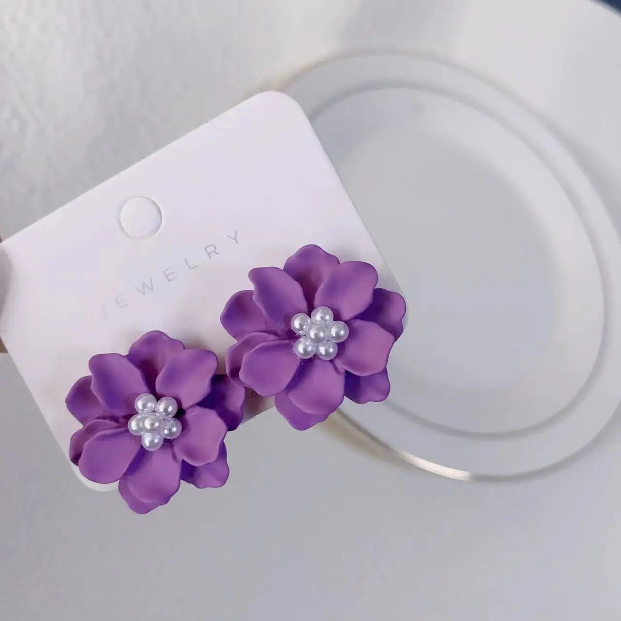 2025 New Sweet Temperament Small Fresh Bamboo White Lily Of The Valley Flower Earrings Elegant And Gentle Asymmetric  Earrings