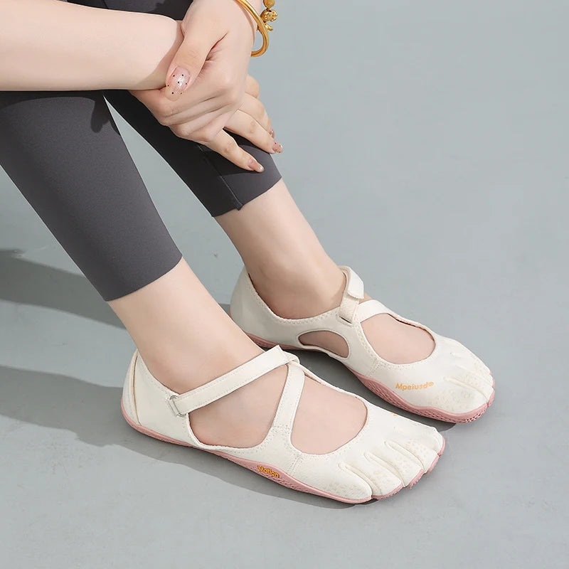 Women's Five Toe Shoes with Loop Strap - Barefoot Minimalist Flats for Hiking, Yoga, Gym Quick-Dry Water & Everyday Casual Wear
