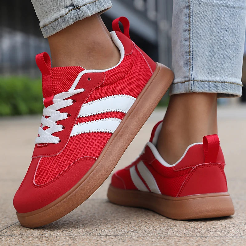 Women's Wide Foot Sports Shoes, German Training Shoes Trendy Shoes Minimalist Retro Fashion Breathable Mesh Casual Walking Shoes