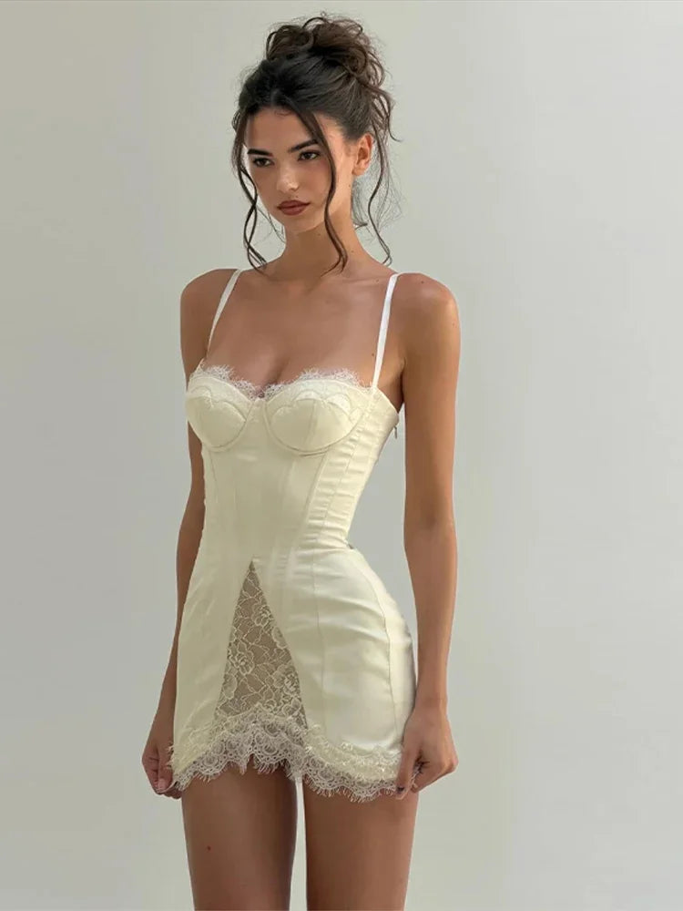 Women's White Lace Trim Corset Mini Dress Sexy Sweetheart Neck Spaghetti Strap Slit Hem 2026 Summer Leisure Nightclub Party Wear