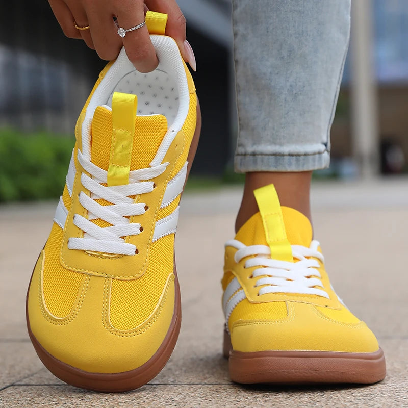 Women's Wide Foot Sports Shoes, German Training Shoes Trendy Shoes Minimalist Retro Fashion Breathable Mesh Casual Walking Shoes