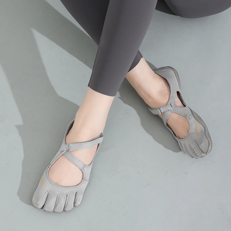 Women's Five Toe Shoes with Loop Strap - Barefoot Minimalist Flats for Hiking, Yoga, Gym Quick-Dry Water & Everyday Casual Wear